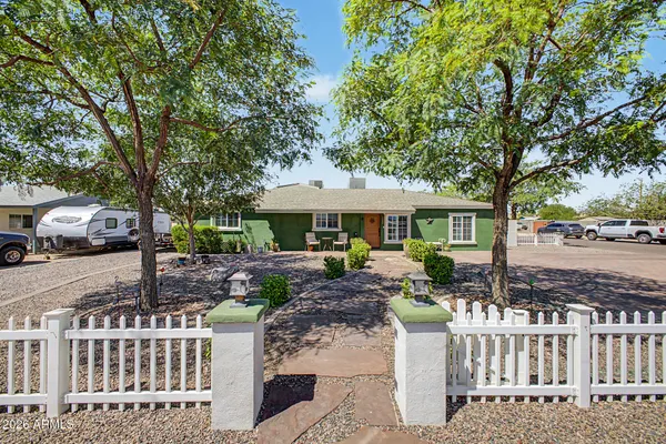 $849,500 | 12648 North 22nd Place, Phoenix, AZ 85022