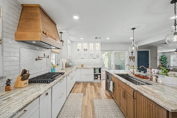 $849,500 | 12648 North 22nd Place, Phoenix, AZ 85022