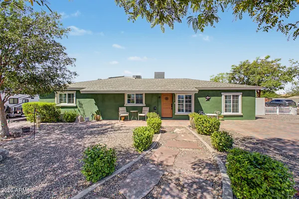 $849,500 | 12648 North 22nd Place, Phoenix, AZ 85022