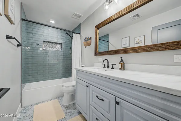 $849,500 | 12648 North 22nd Place, Phoenix, AZ 85022