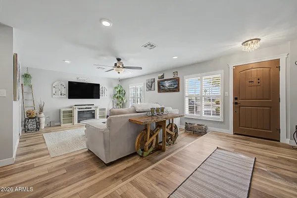 $849,500 | 12648 North 22nd Place, Phoenix, AZ 85022