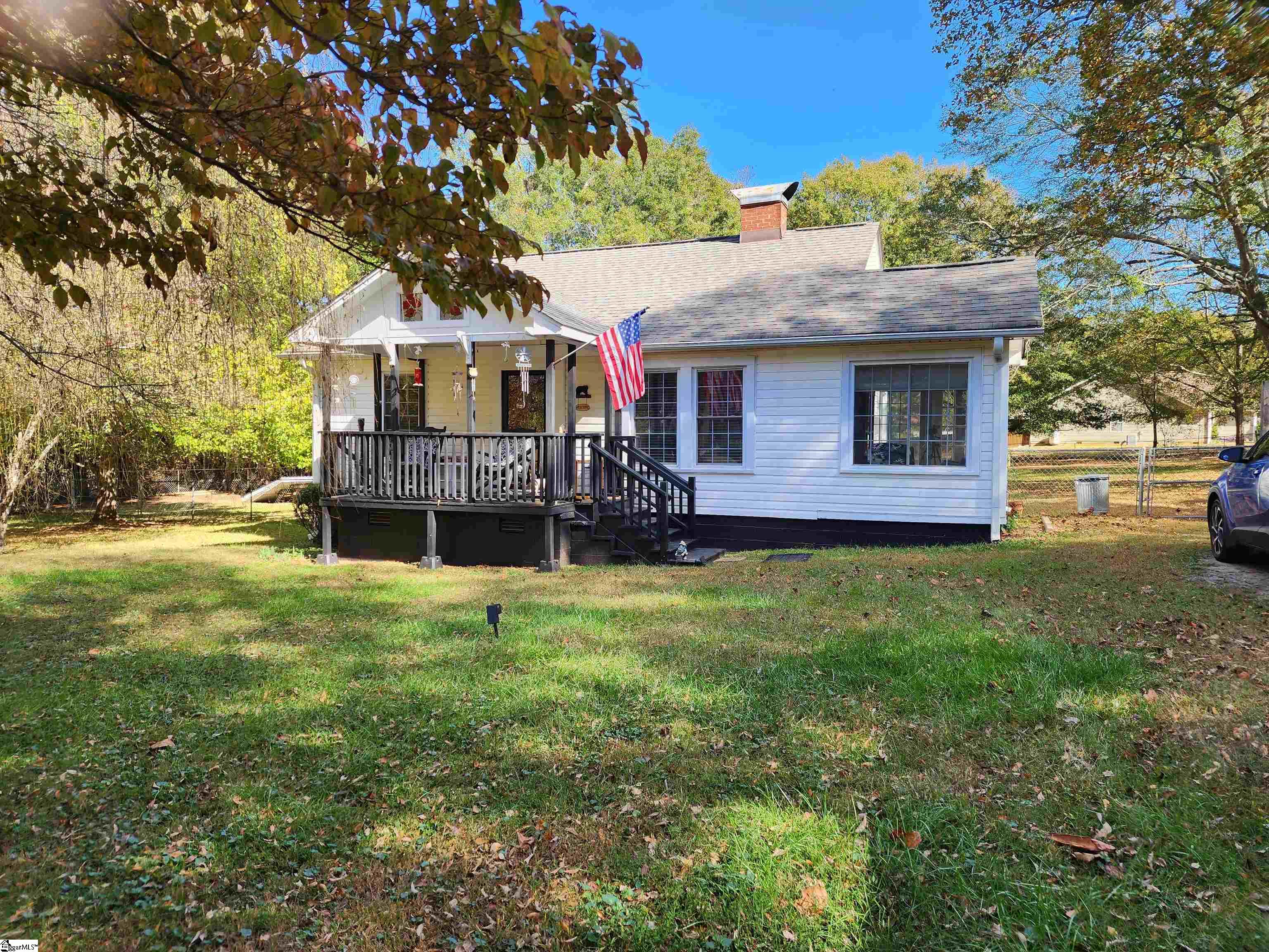 4297 Jordan Road Greer, SC 29651 - Photo 1 of 34