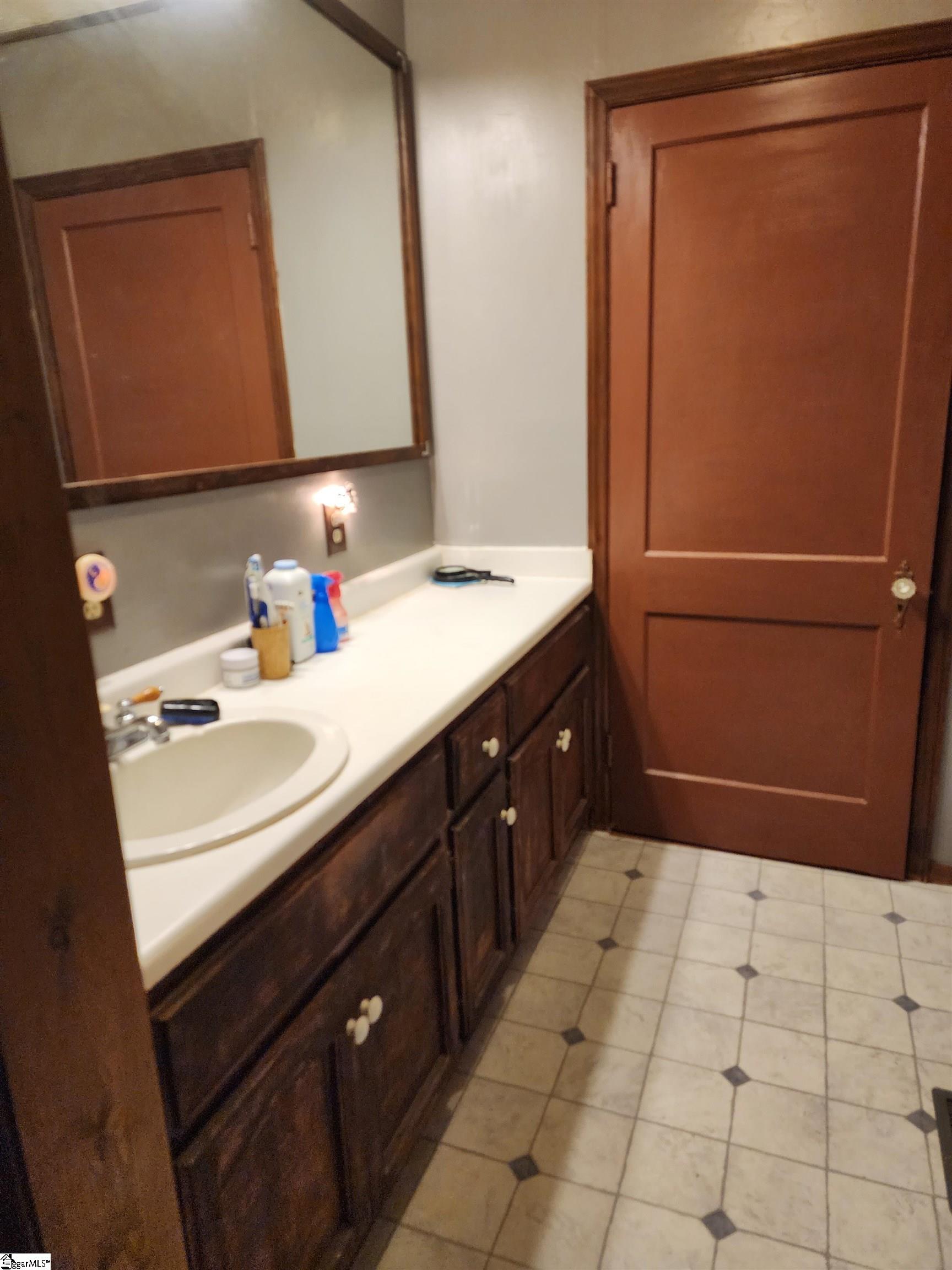 4297 Jordan Road Greer, SC 29651 - Photo 17 of 34