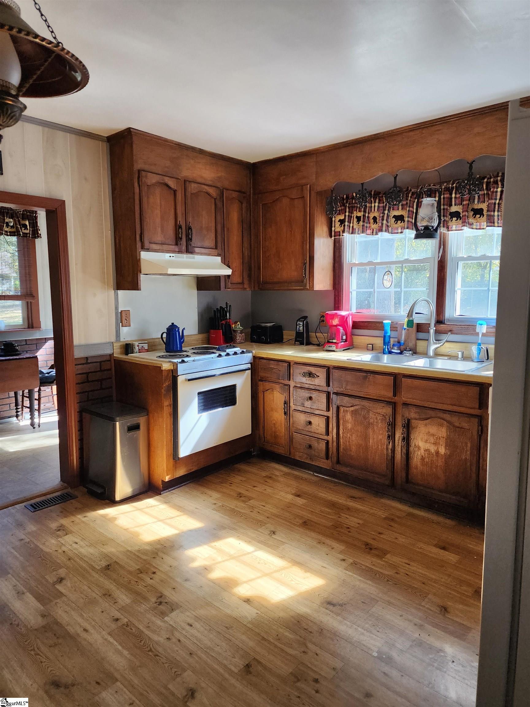 4297 Jordan Road Greer, SC 29651 - Photo 22 of 34