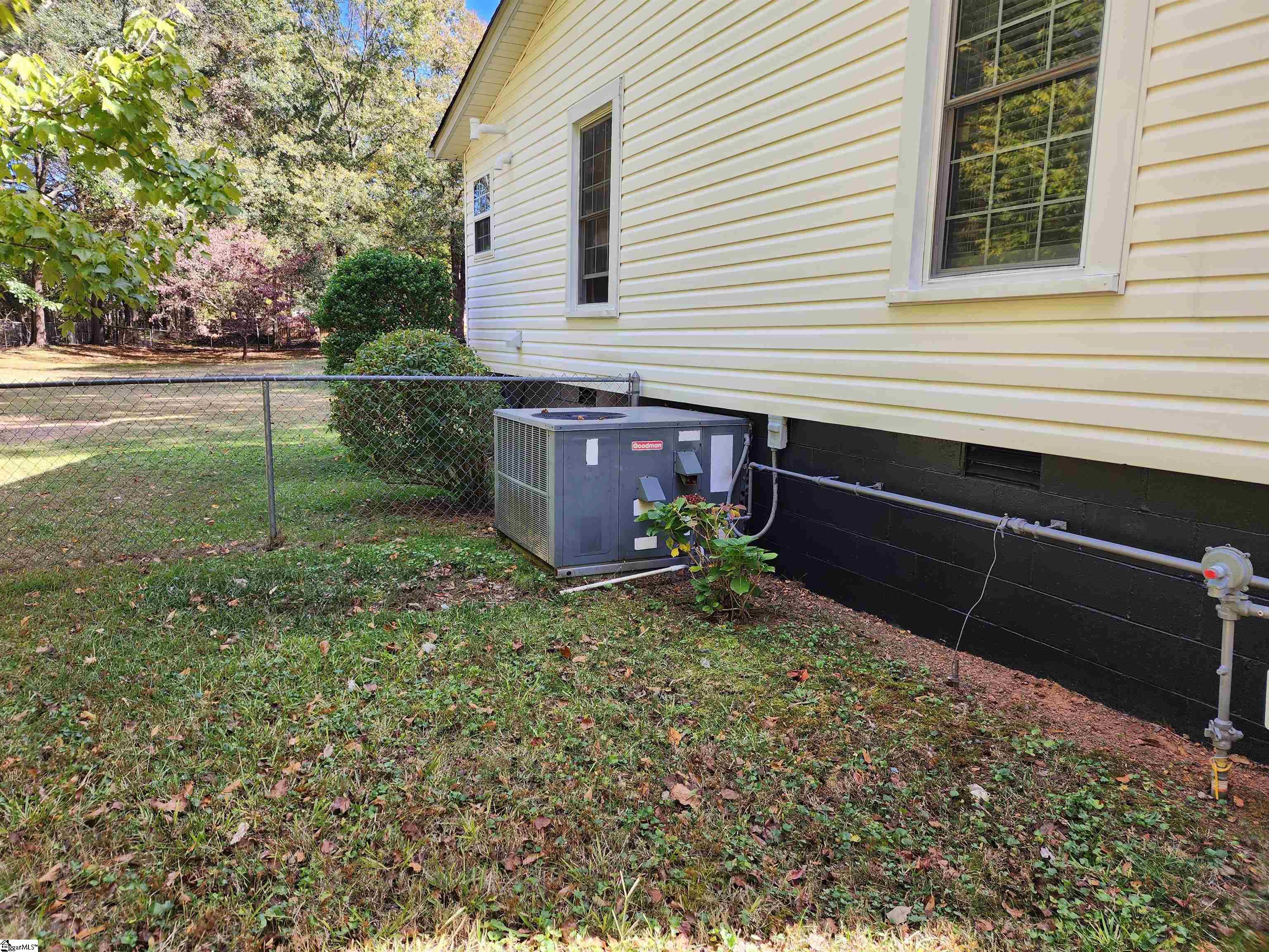 4297 Jordan Road Greer, SC 29651 - Photo 28 of 34