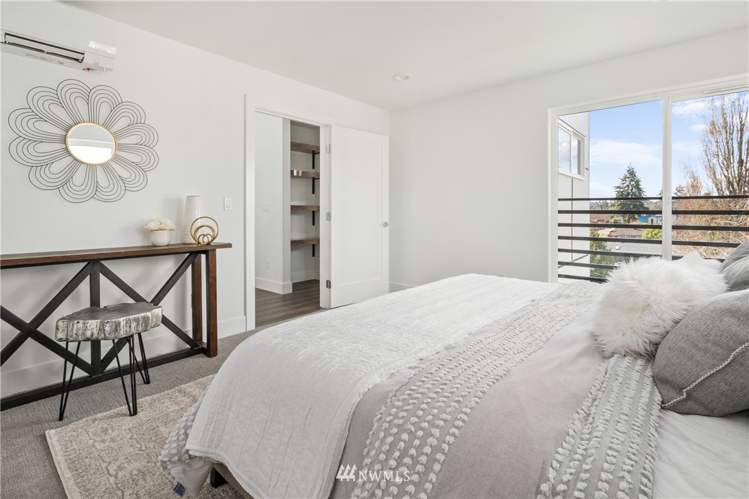 4726 South Juneau Street Seattle, WA 98118 - Photo 11 of 30