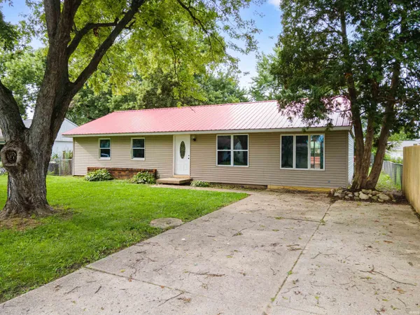 $165,000 | 525 East South G Street, Gas City, IN 46933