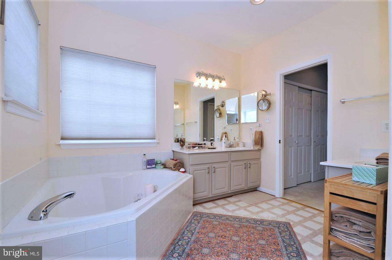 5334 Chieftain Circle Alexandria, VA 22312 - Photo 16 of 30