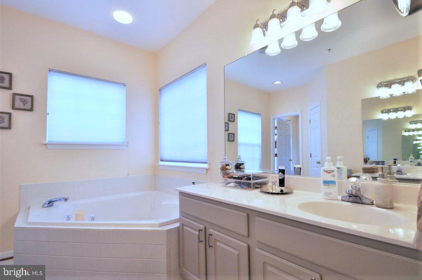 5334 Chieftain Circle Alexandria, VA 22312 - Photo 17 of 30