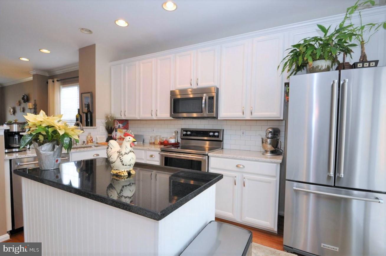 5334 Chieftain Circle Alexandria, VA 22312 - Photo 4 of 30