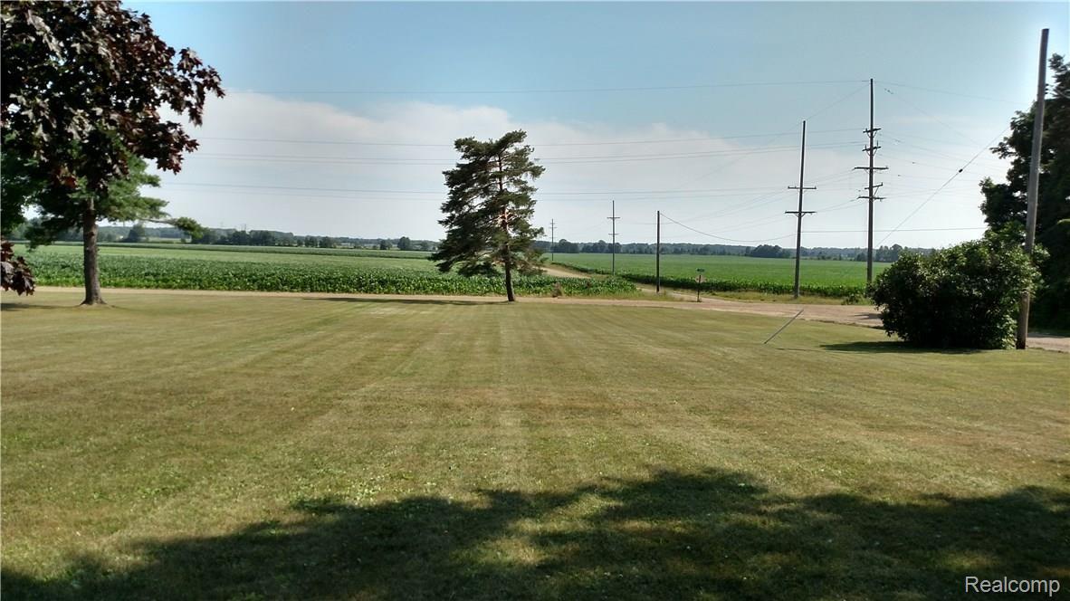8570 Brown Road Avoca, MI 48006 - Photo 25 of 29 This is a view of to the south.