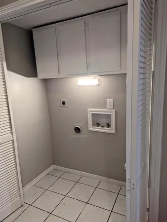$1,100 | 7522 Holly Hill Drive, Unit 59, Dallas, TX 75231
