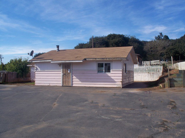 8730 Dyer Road Salinas, CA 93907 - Photo 1 of 5 Gallery Image 1