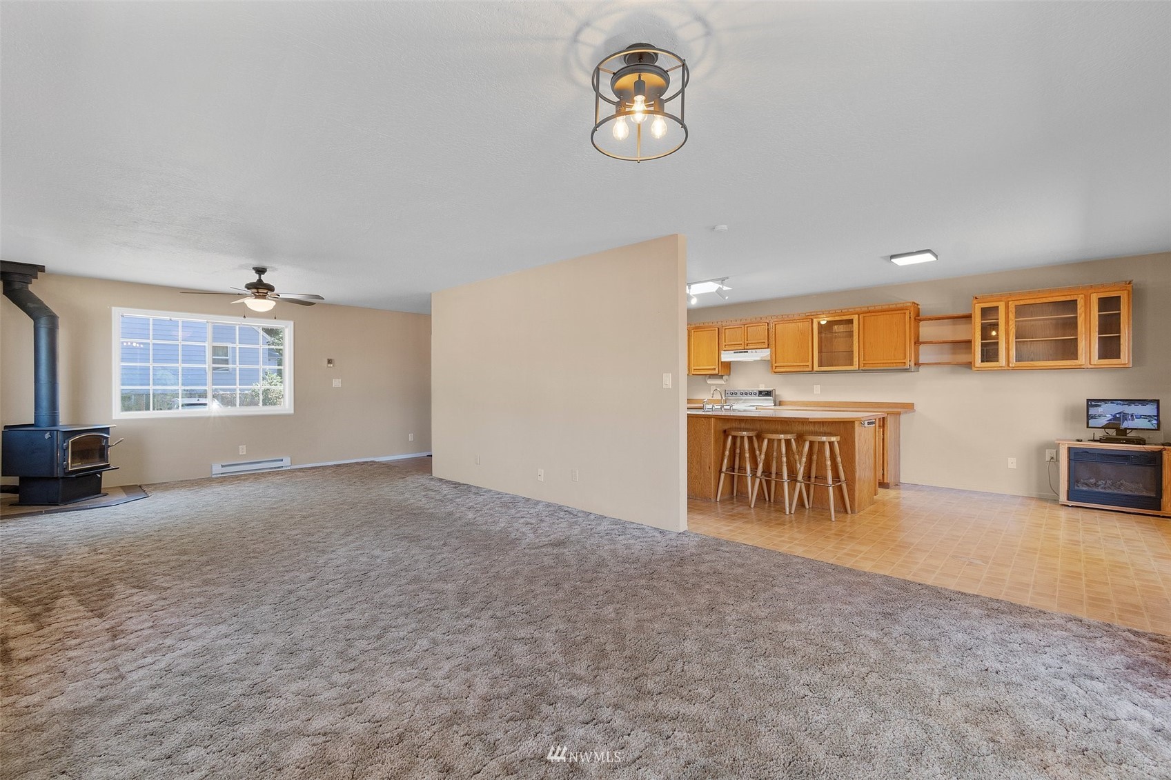 220 Paxton Road Kelso, WA 98626 - Photo 9 of 40 Gallery Image 9