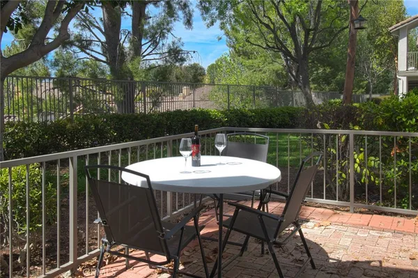 $769,900 | 277 Chaumont Circle, Lake Forest, CA 92610