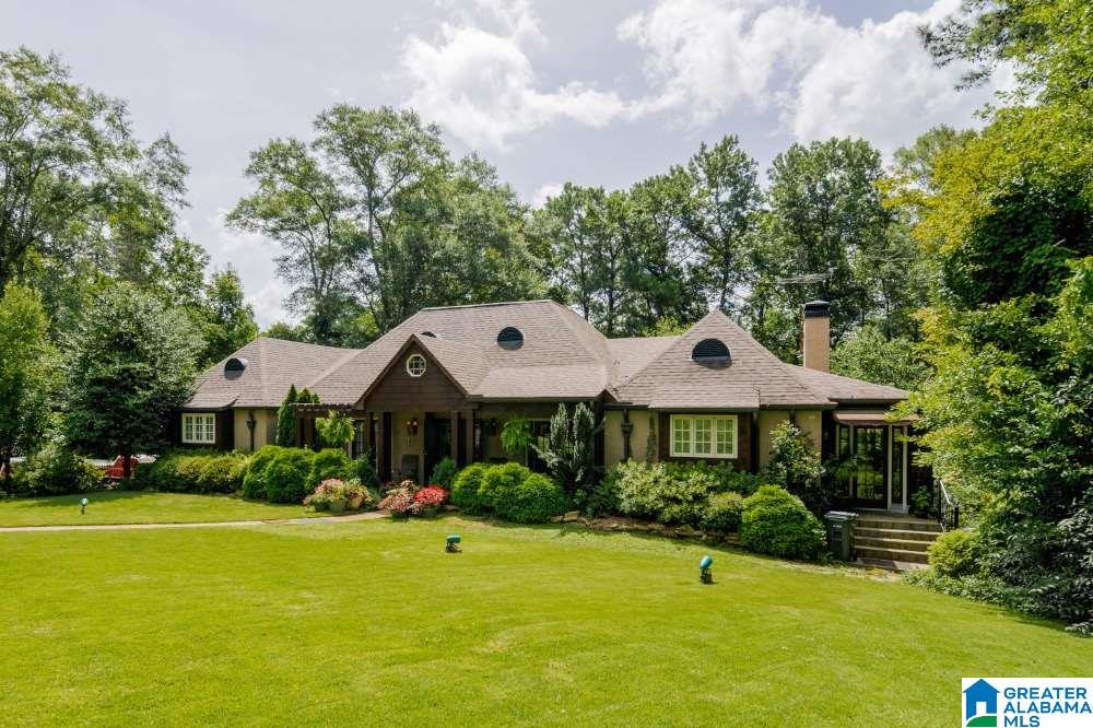 2525 Shades Crest Road Birmingham, AL 35216 - Photo 2 of 47