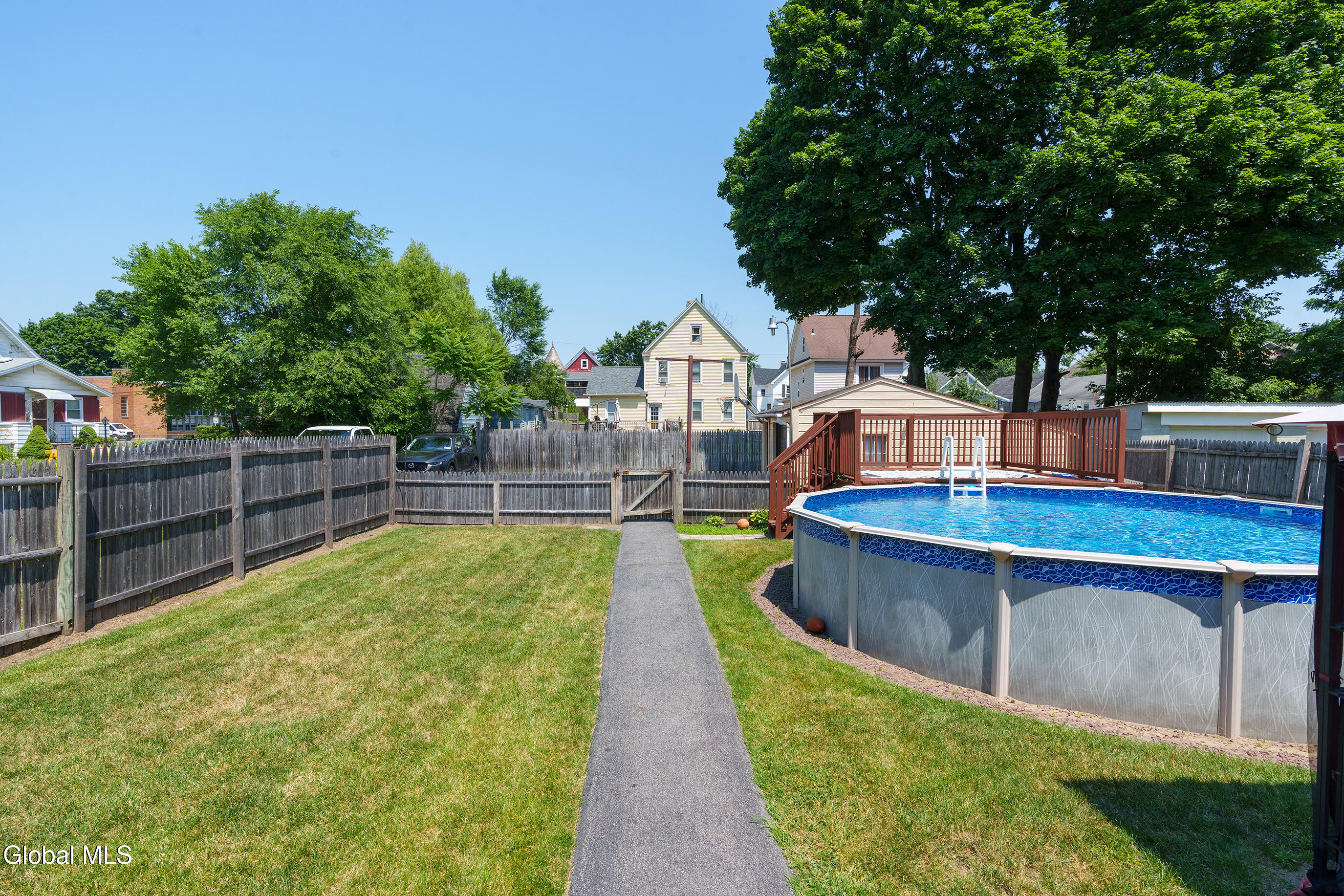 809 Thompson Street Schenectady, NY 12306 - Photo 36 of 37 021-809-Thompson-St-Schenectady-NY-12306