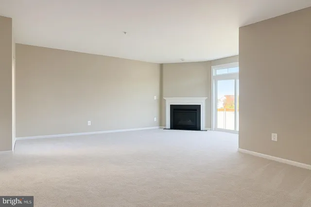 $2,700 | 44180 Shady Glen Terrace, Ashburn, VA 20147