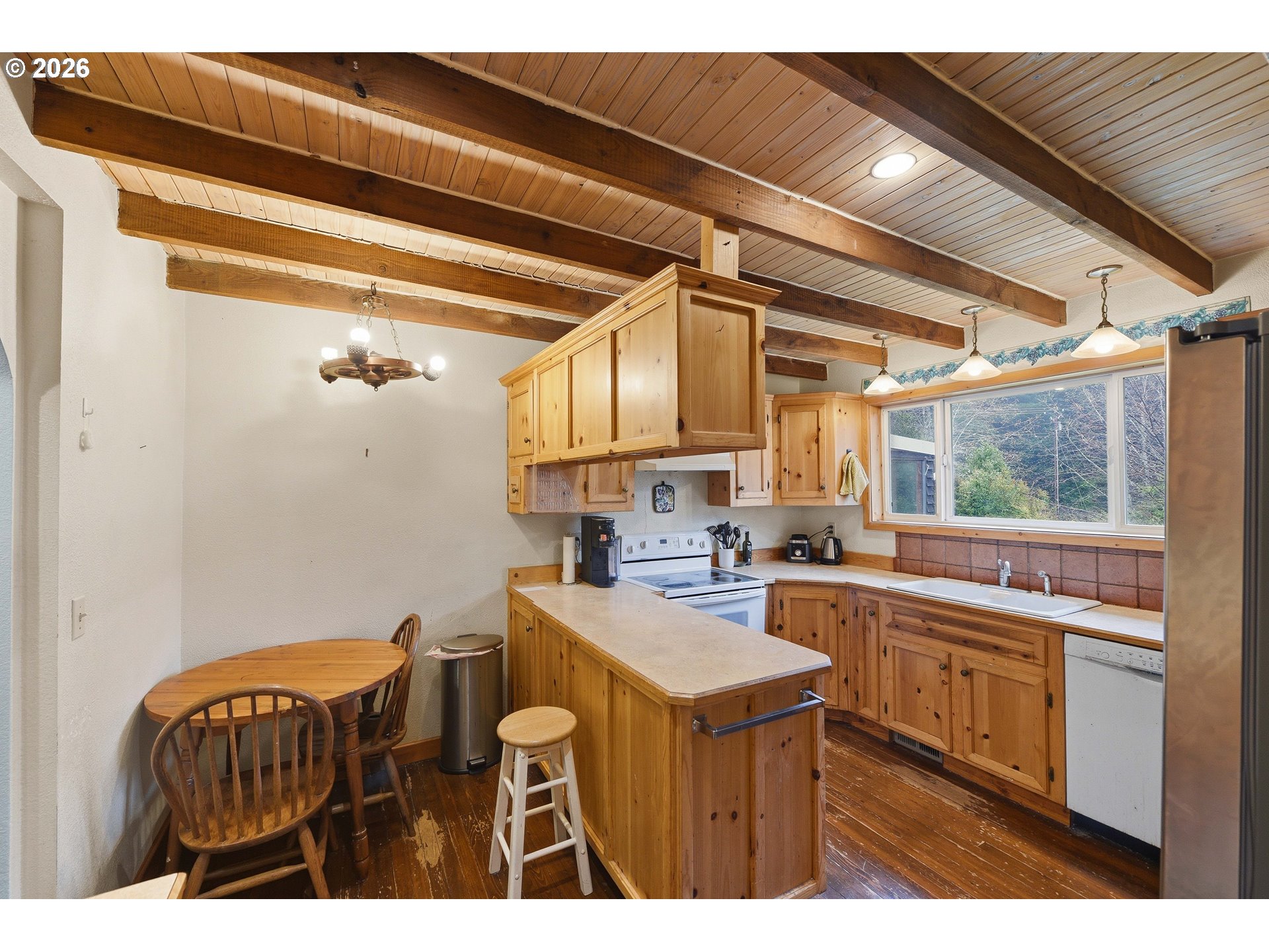 67714 North Bay Road North Bend, OR 97459 - Photo 12 of 48