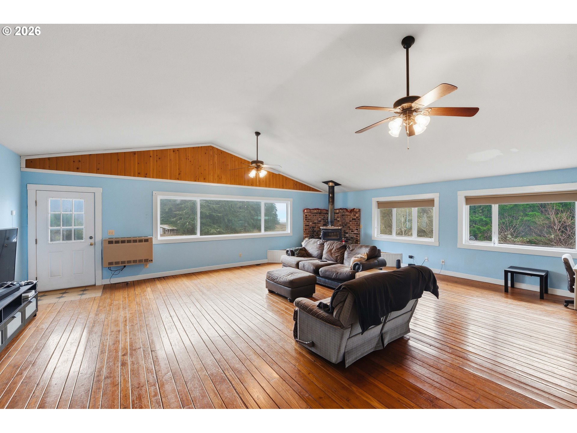 67714 North Bay Road North Bend, OR 97459 - Photo 16 of 48