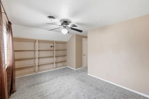 $299,000 | 806 Waggoner Drive, Arlington, TX 76013