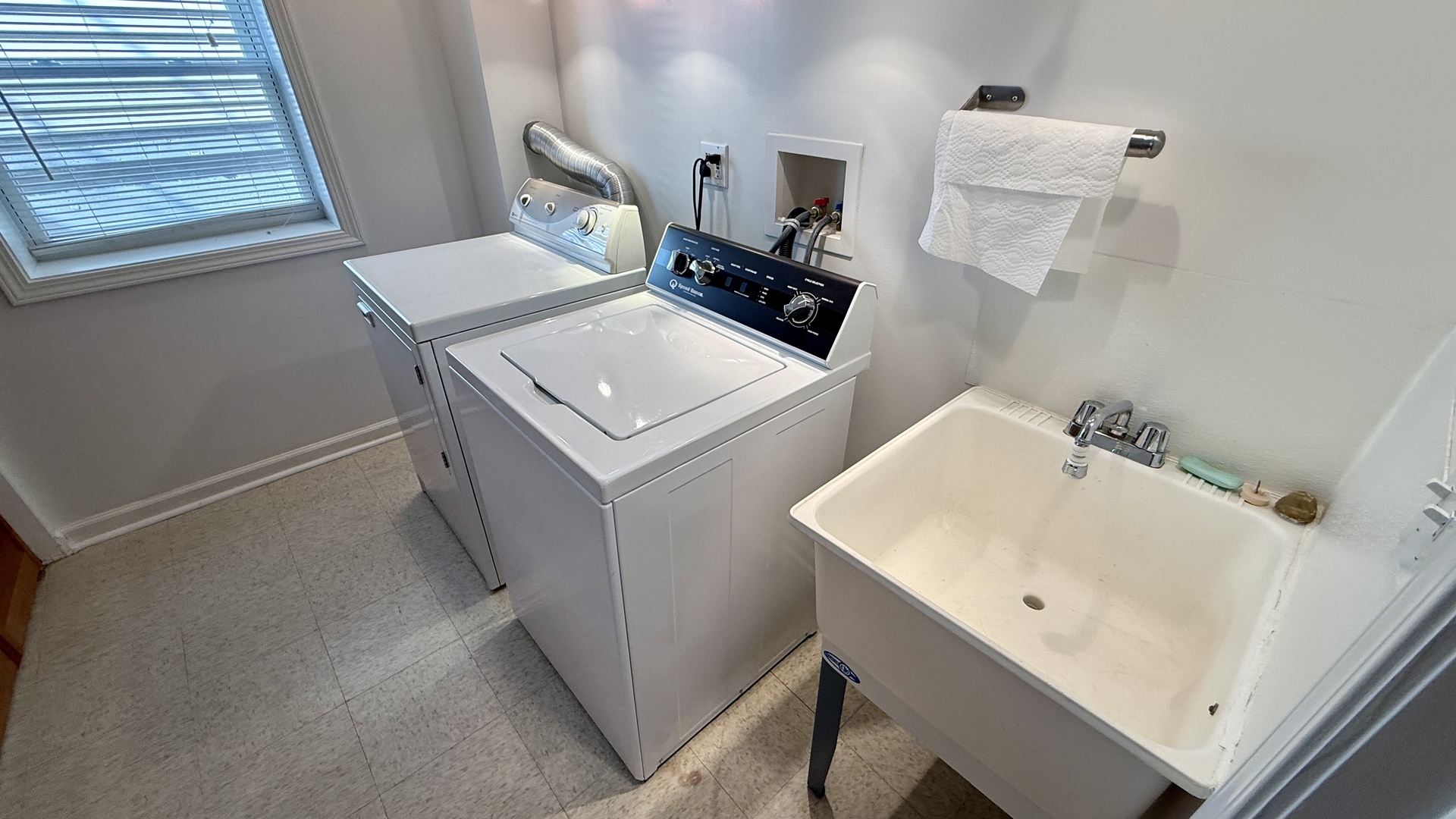 2918 South Poplar Avenue, Unit R Chicago, IL 60608 - Photo 8 of 15