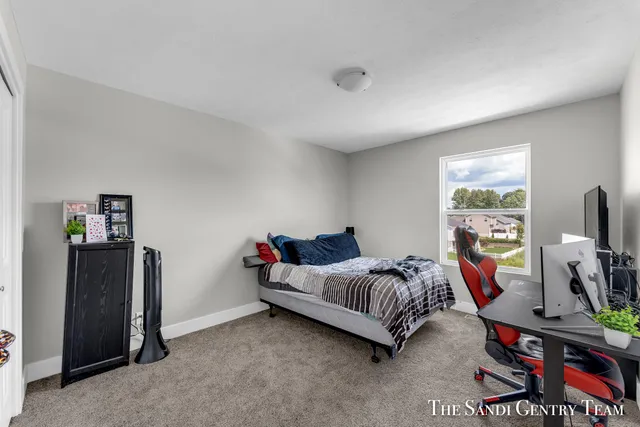 $439,900 | 5996 North Bear Den Trail, Muskegon, MI 49444