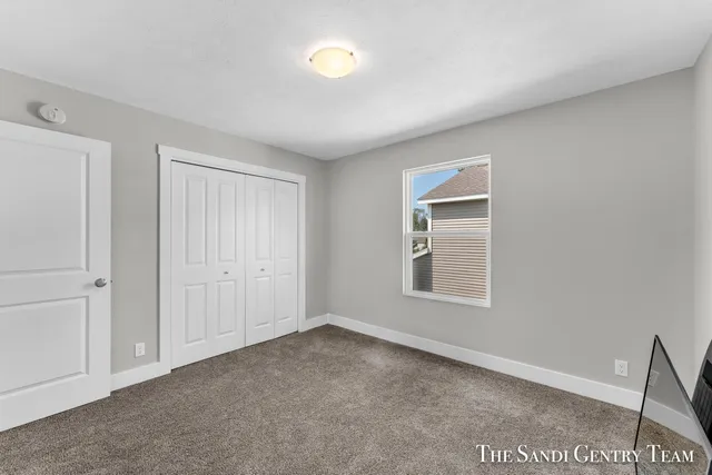 $439,900 | 5996 North Bear Den Trail, Muskegon, MI 49444