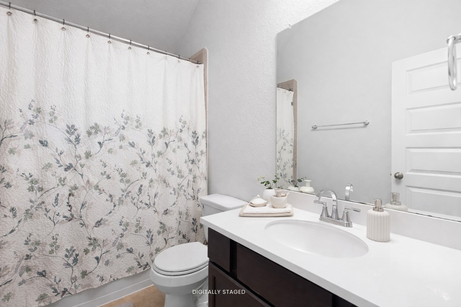 396 Nocturne Ridge Drive Willis, TX 77318 - Photo 16 of 30 Full secondary bathroom