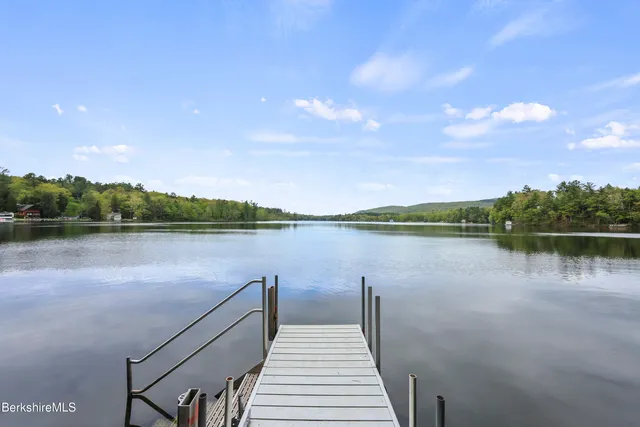 $1,900,000 | 123 Bock Way, New Marlborough, MA 01230