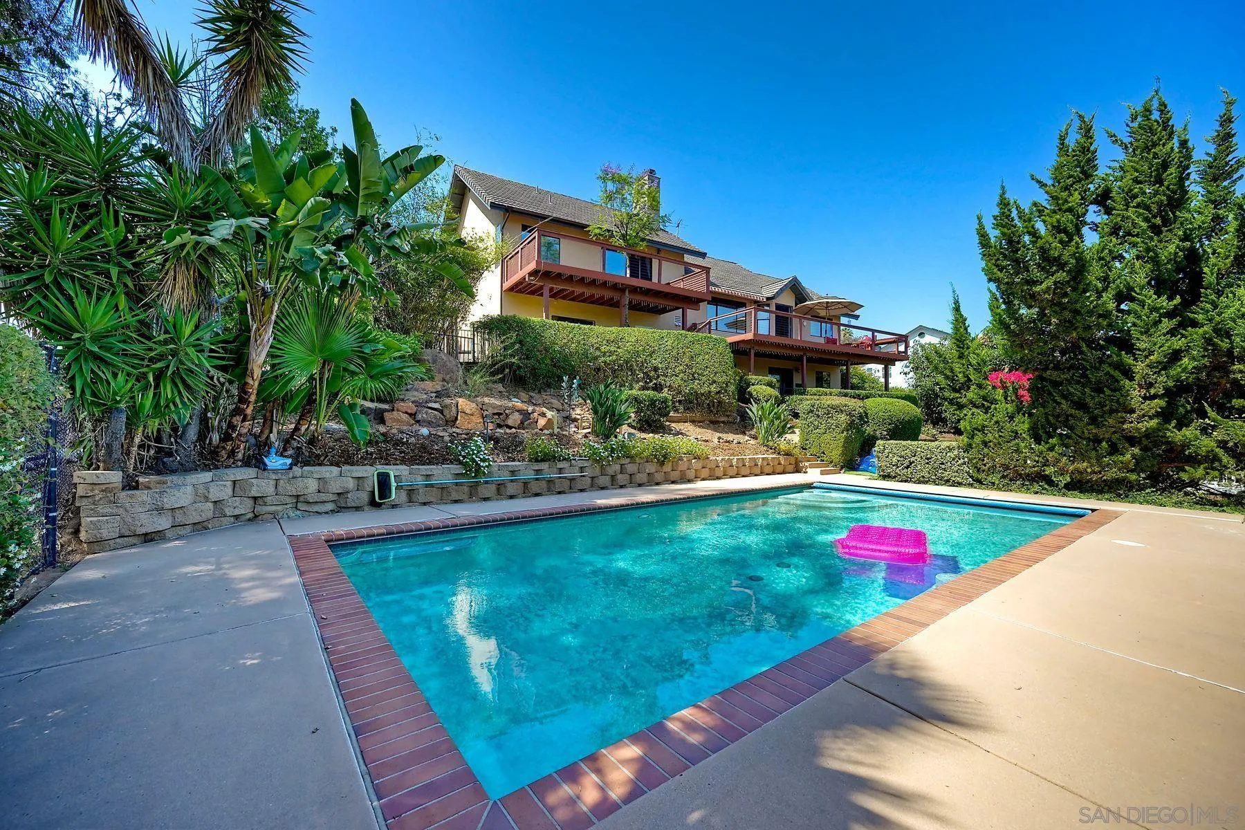 1419 Rimrock Drive Escondido, CA 92027 - Photo 26 of 47 Pool with electric cover