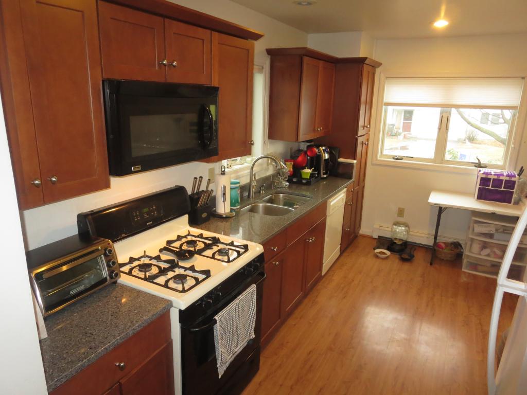 69 Cumberland Road, Unit 69 Burlington, VT 05408 - Photo 3 of 28 Gallery Image 3