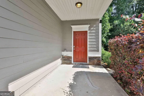 $2,450 | 240 Stillwood Drive, Newnan, GA 30265