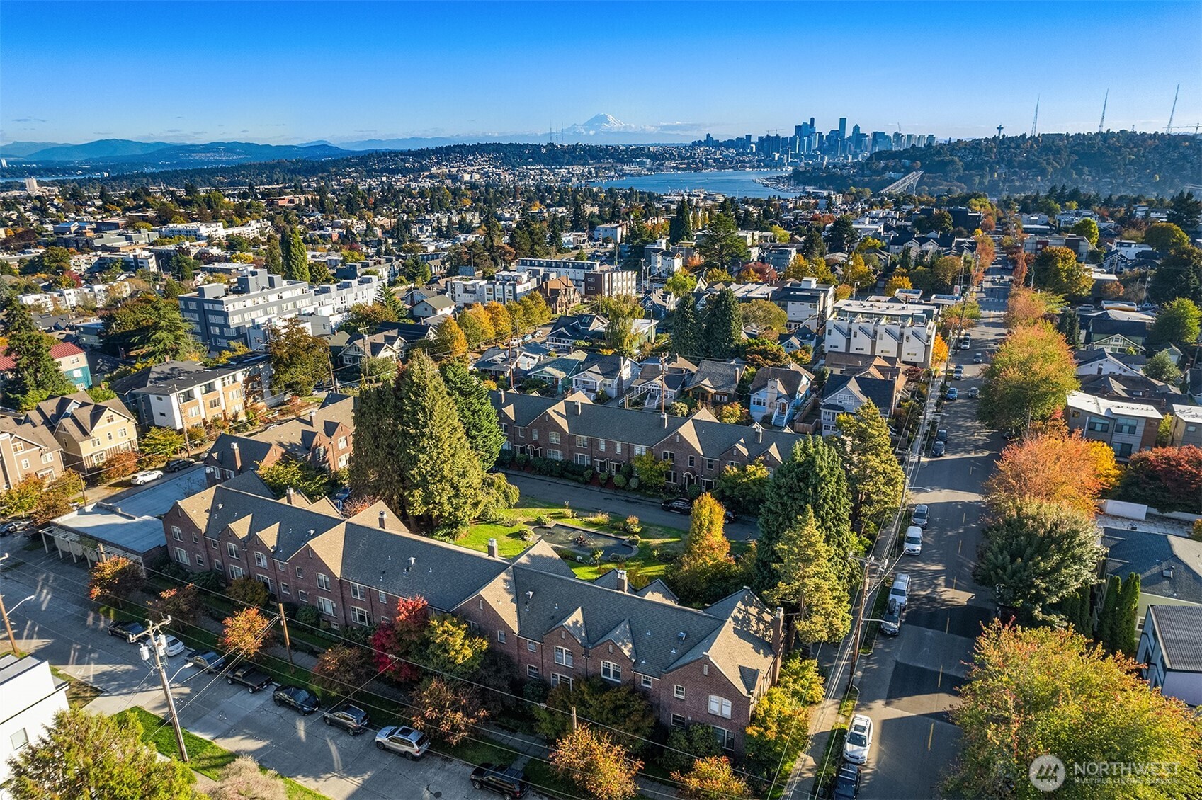 4800 Fremont Avenue North, Unit 202 Seattle, WA 98103 - Photo 28 of 30 an aerial view of multiple house