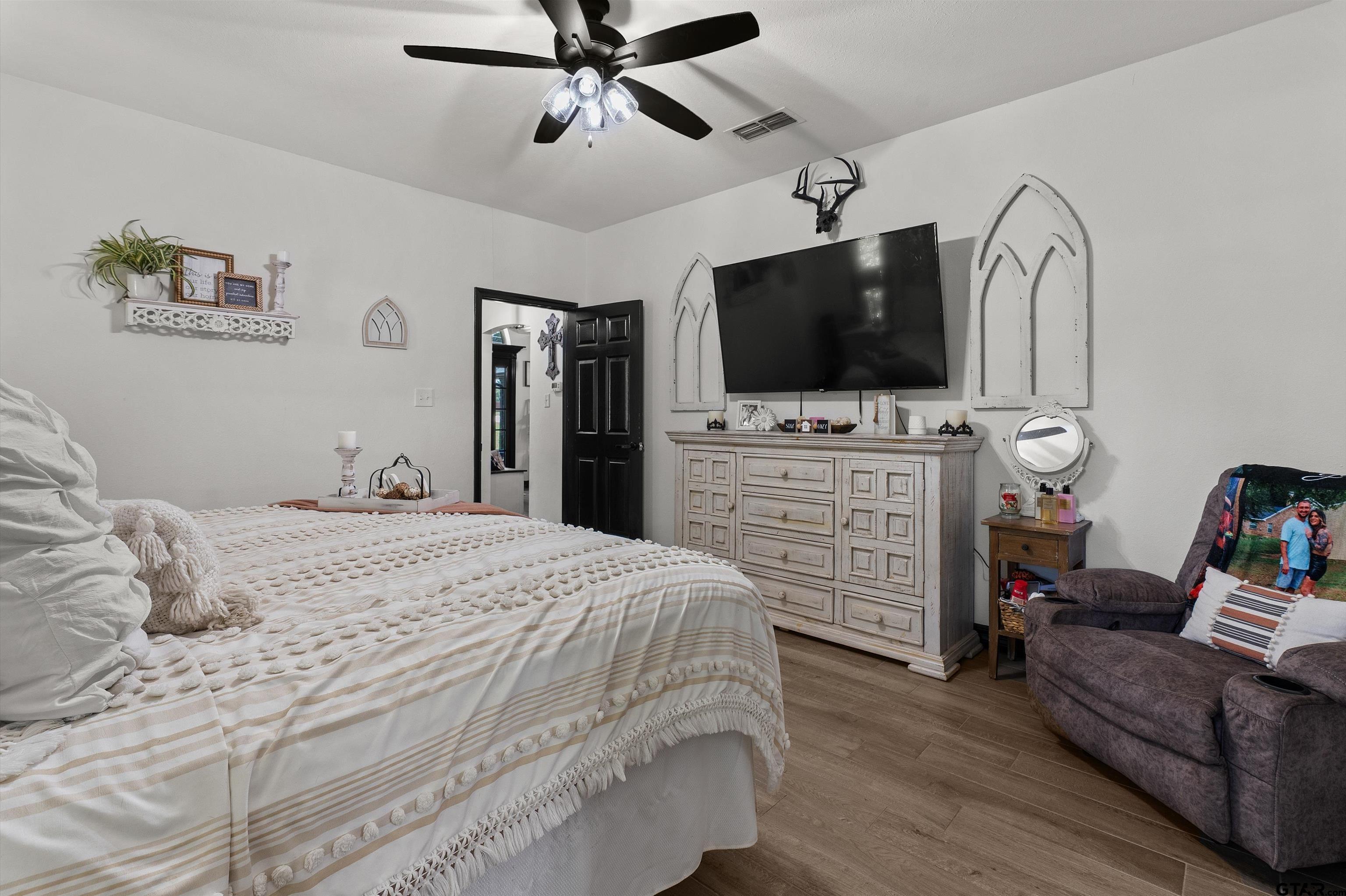 184 Greenwood Ranch Road Kilgore, TX 75662 - Photo 15 of 32 Gallery Image 15