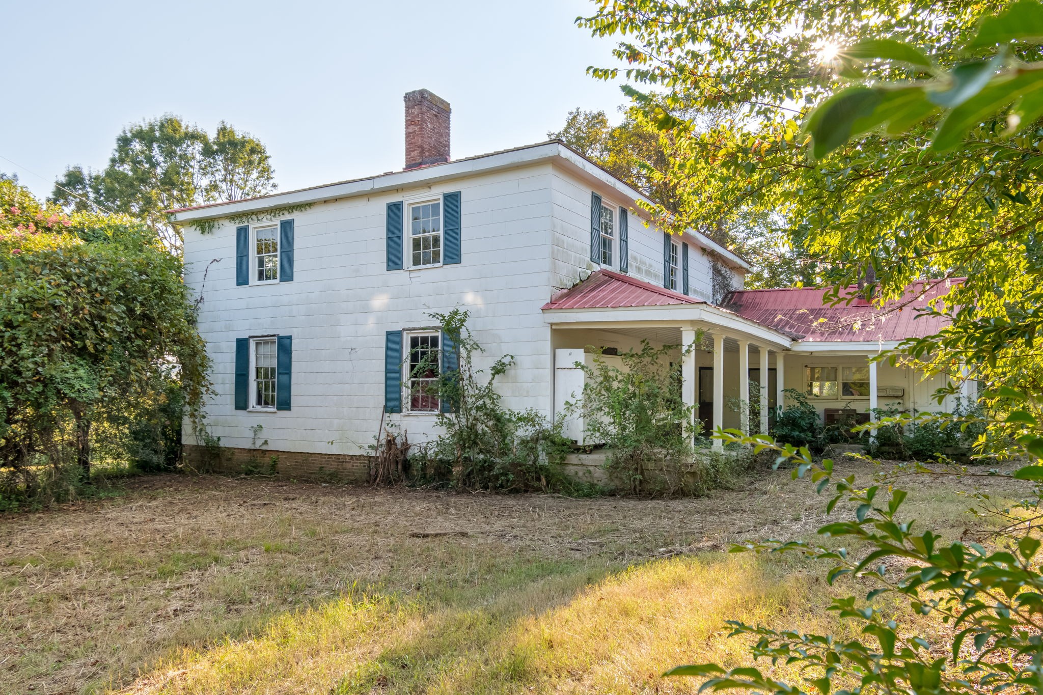 3213 Craig Bridge Road Williamsport, TN 38487 - Photo 20 of 47 a front view of a house with garden