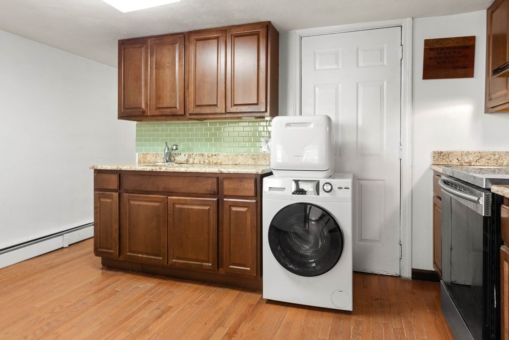122 London Street, Unit 1 Boston, MA 02128 - Photo 5 of 13