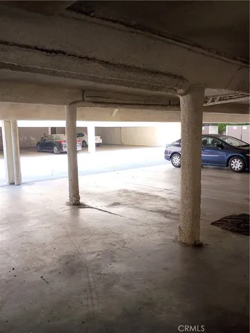 $379,000 | 5644 Yolanda Avenue, Unit 3, Tarzana, CA 91356