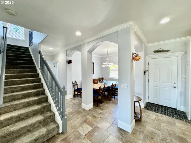 $849,999 | 842 Chetco Point Terrace, Brookings, OR 97415