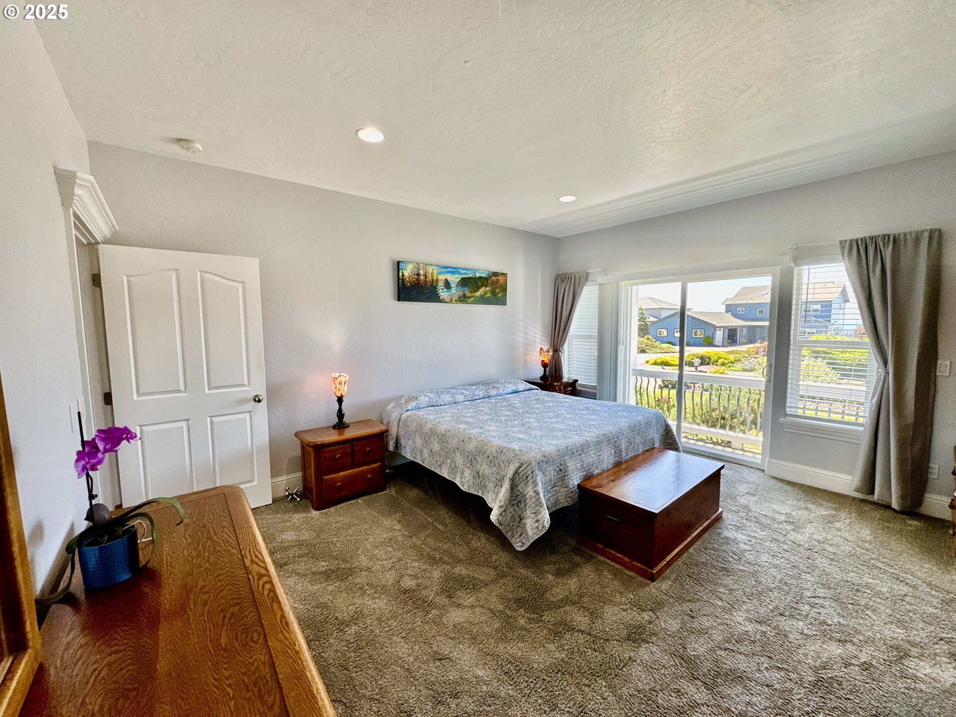 842 Chetco Point Terrace Brookings, OR 97415 - Photo 18 of 40 Bedroom, Owner's Suite