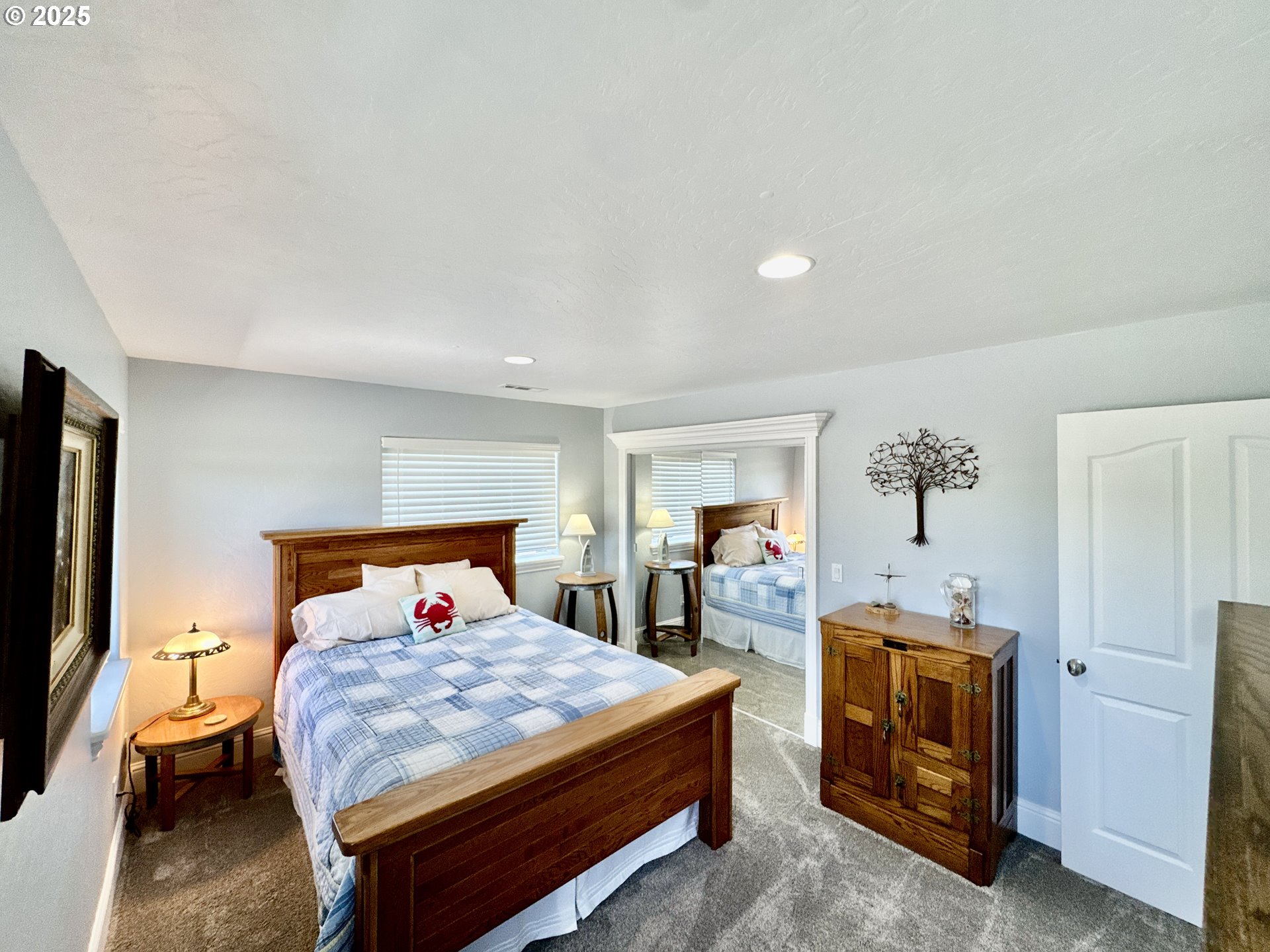 842 Chetco Point Terrace Brookings, OR 97415 - Photo 32 of 40 Bedroom