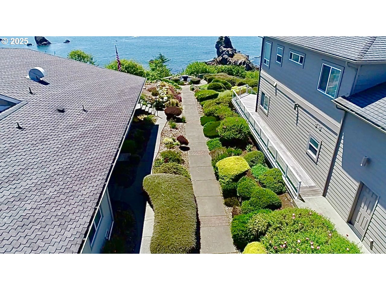 842 Chetco Point Terrace Brookings, OR 97415 - Photo 39 of 40