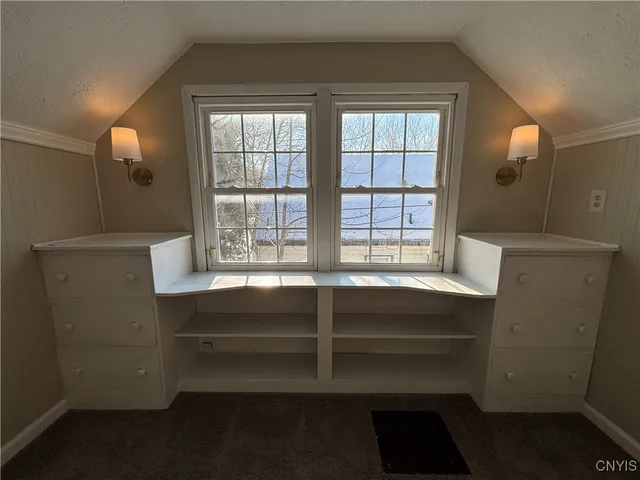 $184,900 | 7 Parkwood Drive, De Witt, NY 13057