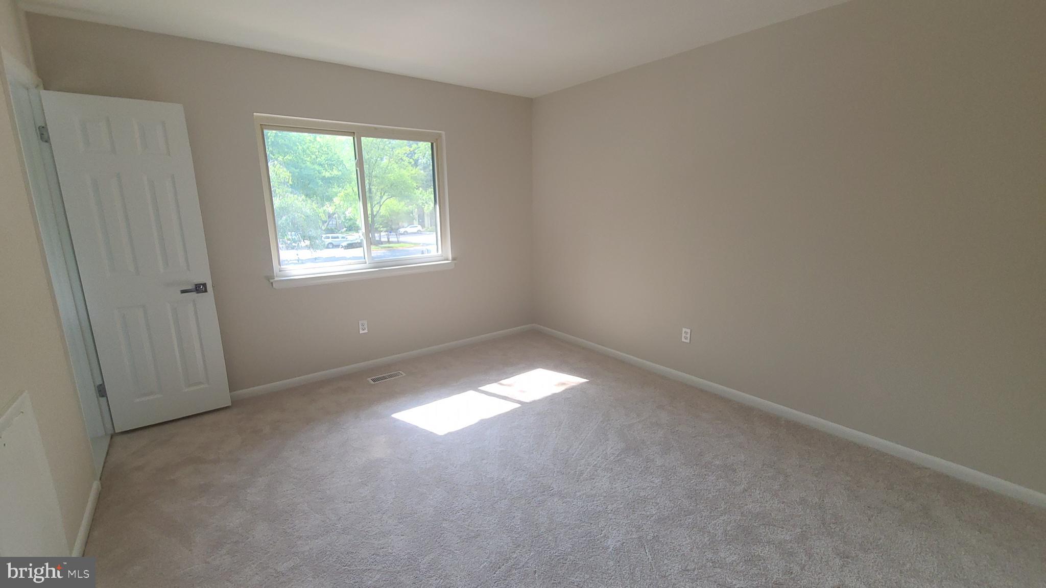 11929 Barrel Cooper Court Reston, VA 20191 - Photo 14 of 29 Gallery Image 14