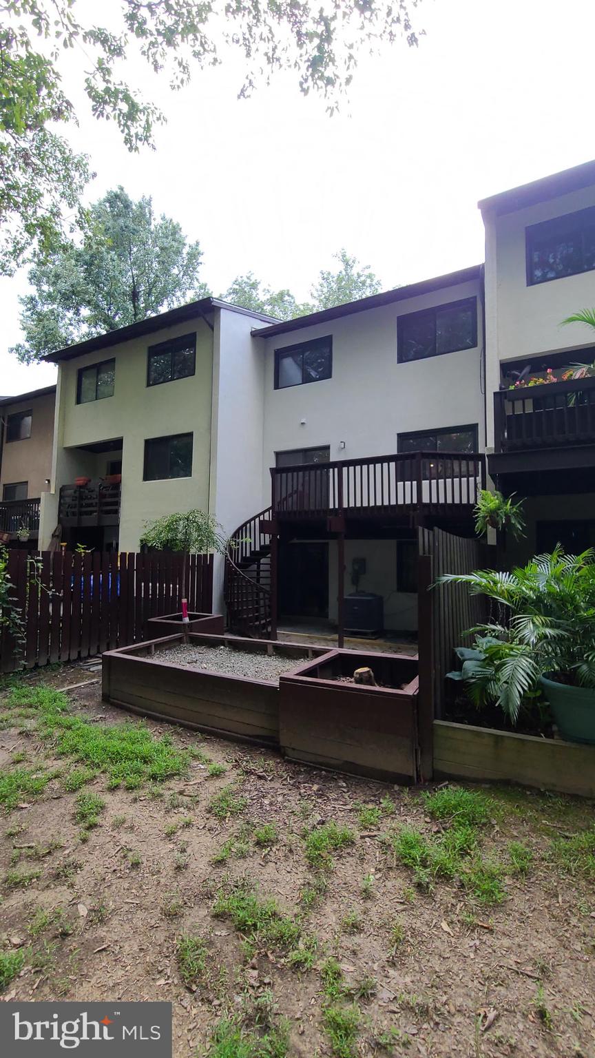 11929 Barrel Cooper Court Reston, VA 20191 - Photo 28 of 29 Gallery Image 28