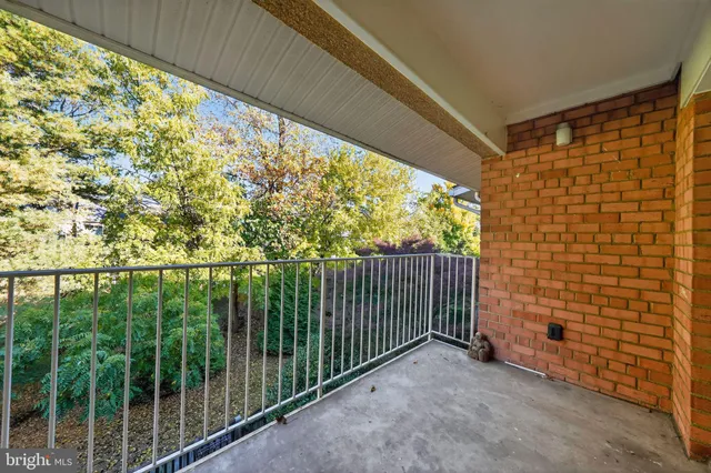 a view of a outdoor space