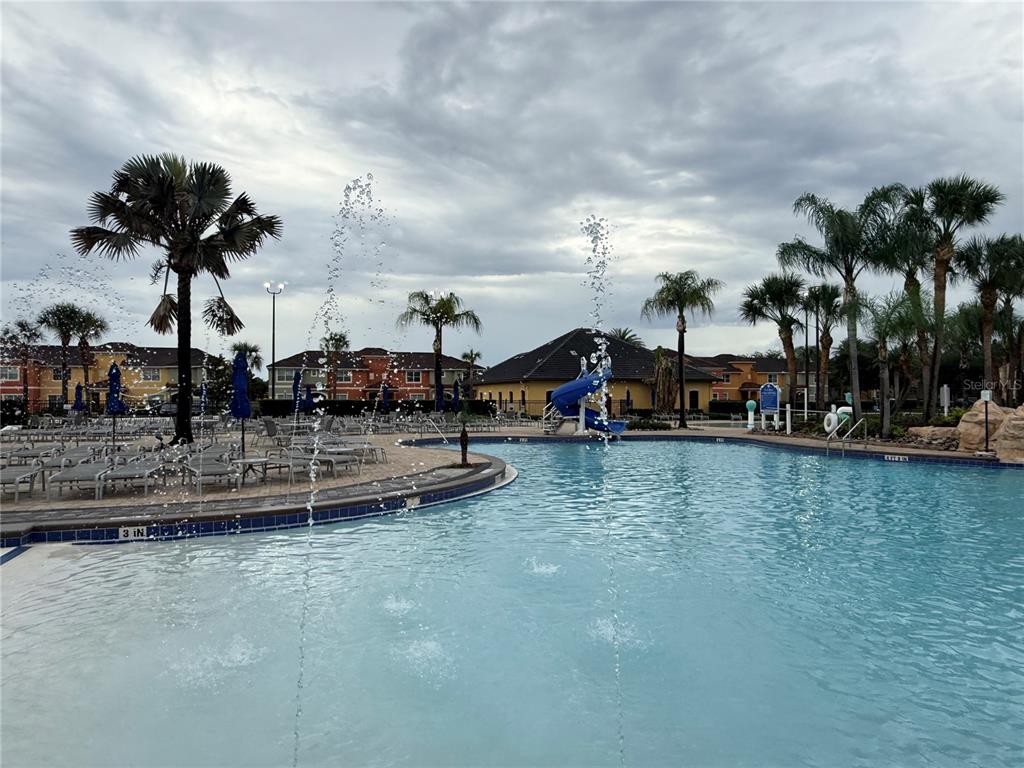 8977 Bismarck Palm Road Kissimmee, FL 34747 - Photo 10 of 60