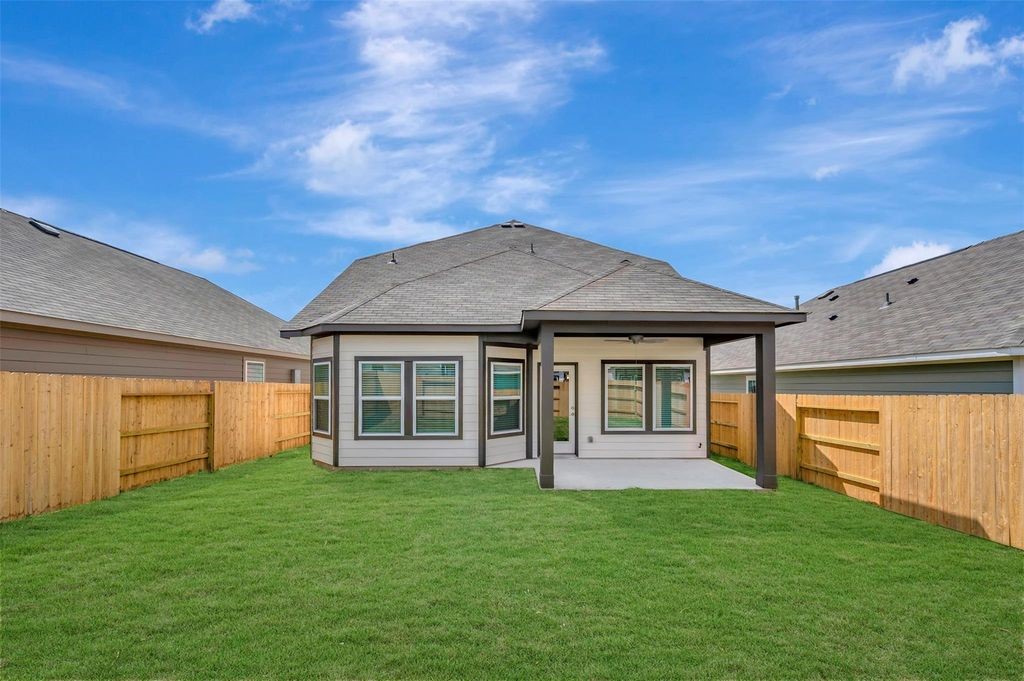 32510 Lantana Fields Road Fulshear, TX 77441 - Photo 12 of 30