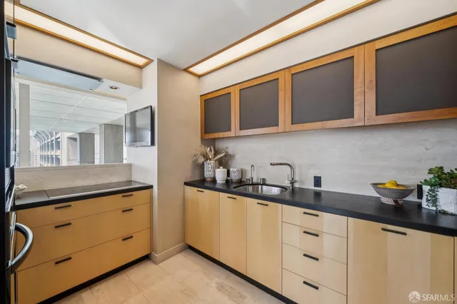 $999,000 | 611 Washington Street, Unit 2306, San Francisco, CA 94111