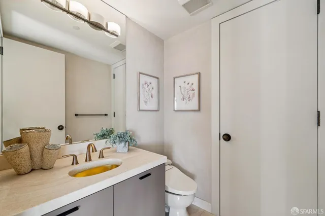 $999,000 | 611 Washington Street, Unit 2306, San Francisco, CA 94111